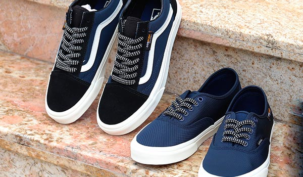 Đánh thức gu thời trang đường phố với Vans Cordura Dress Blues